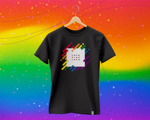 LOVE IS LOVE - TSHIRT